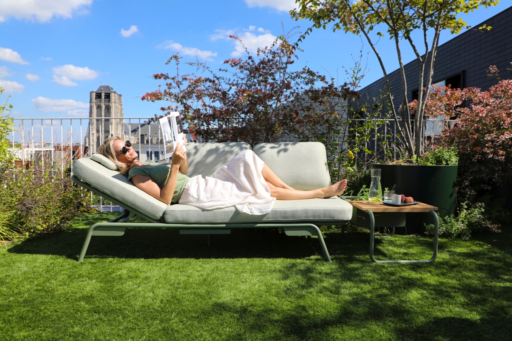 Auf dem multifunktionalen SOMERSET Sofa können Sie wunderbar eine „Siesta“ machen